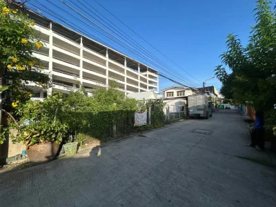 ขายด่วนที่ดินใกล้รถไฟฟ้า 56 ตรว ติดถนนคอนกรีต ถมแล้ว+ล้อมรั้ว ถ.สายลวดซอย 3 เมืองสมุทรปาการ