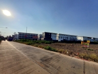 ขายด่วนที่ดินติดตลาดคลองสี่เมืองใหม่ 3 ไร่ ติดถนนคอนกรีตสาธารณะ ซ.คลองสี่ ตอ.1 อ.คลองหลวง จ.ปทุมธานี