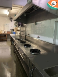 ขายอาคาร 2 คูหา 34 ตรว 25 ล้านกลางเมืองเชียงใหม่ ในคูเมือง )เดิมเป็นโรงแรม