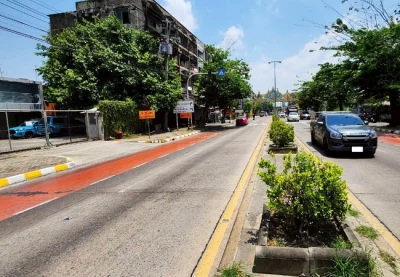 ขายที่ดิน 920 ตร.ว. ติดถนนนนทบุรี 1(ถนนสนามบินน้ำ) ตำบลท่าทราย อำเภอเมือง นนทบุรี