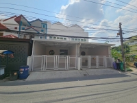 บ้านพหลโยธิน ทำเลดี สไตล์มินิมอล