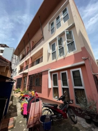 ขายหอพัก ใจกลางเมืองเชียงใหม่ 15.5 ล้าน.103ตรว