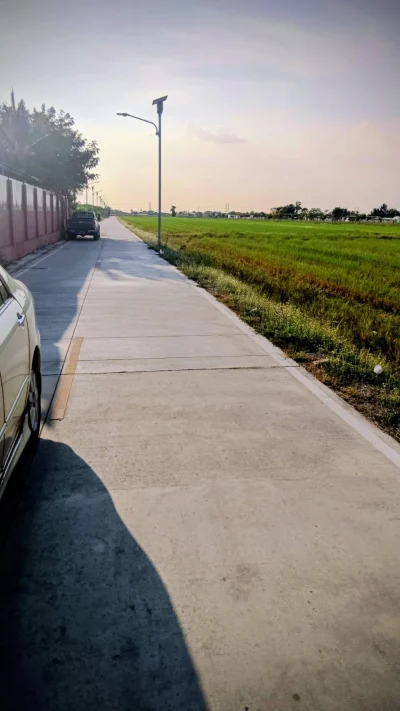 ขายที่ดินเปล่าติดถนนคลอง 9 ลำลูกกา จังหวัดปทุมธานี