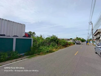 ขายด่วนที่ดิน 200 ตรว ติดถนนลาดยางสาธารณะ ลำโพ บางบัวทอง นนทบุรี