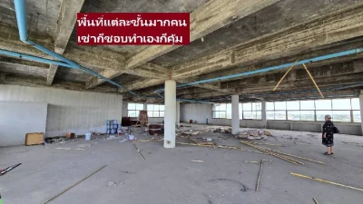 ขายอาคาร นพวงศ์เดิม ถ. นนทบุรี -แจ้งวัฒนะ ขนาดใหญ่ (ทำเลถนนใหญ่ ติวานนท์-ปากเกร็ด25) ติดถนนใหญ่ หน้า ม.ลานทอง 7-8ชั้นหาไม่ได้พื้นที่ใช้สอยเกิน 3000 ตารางเมตรตรวมๆ 88,800,000 บาทbuilding 7-8 Floors 3000 ตารางเมตร Sqm มีที่ดิน Land 420 ตารางวา Sqw ในโฉนดทั้งสิ้น ใหญ่ประจำนนทบุรี รองรับวางแปลนดีมาก อาคารแข็งแรงมากๆ (ของบริษัทเจ้าของเองเดิม ปล่อยเช่าบางส่สวยใหญ่มาก แข็งแรง รีโนเวทใหม่ หาไม่ได้แล้ว