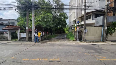 ขายที่ดินใกล้รถไฟฟ้า 488 ตารางวา ติดถนน 2 ด้าน ถมแล้ว ชอย นนทบุรี 8 แยก 16 บางชื่อ เมืองนนทบุรี