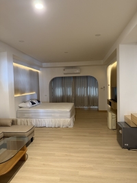 ขาย/เช่าอาคาร 2 คูหา 50 ตรว 40 ล้าน ในคูเมืองเชียงใหม่