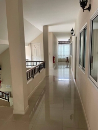 ขายโรงแรมในคูเมืองเชียงใหม่  มีใบอนุญาตโรงแรม 132 ตรว 40 ล้าน