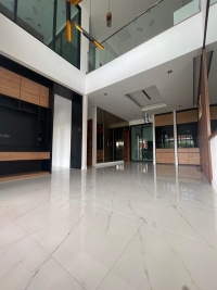 ขายทาวน์โฮม 3 ชั้น จังหวัดเชียงใหม่ ในโครงการ U prompt ต.สันพระเนตร หลัง ม.พายัพ พร้อมเฟอร์นิเจอร์บิ้วอินทุกชั้น