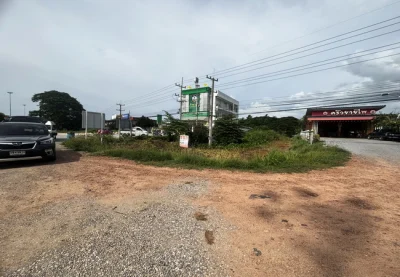 ขายที่ดิน 213.7 ตร.ว. ใกล้ตลาดไร่ใหม่ ถนนเพชรเกษม อำเภอสามร้อยยอด ประจวบคีรีขันธ์