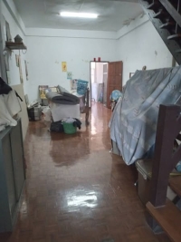 ขายอาคารพาณิชย์ ใกล้วัดพระสิงห์ คูเมืองเชียงใหม่ด้านใน  20 ตรว 13ล้าน