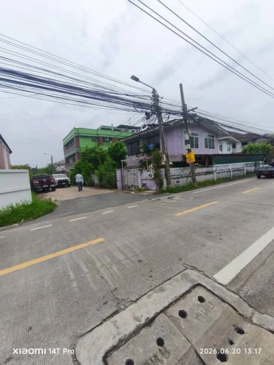 ขายด่วนที่ดิน 46 ตรว ติดถนนคอนกรีต ถมแล้ว ซ.เพชรเกษม 110/15 ภาษีเจริญ กทม.