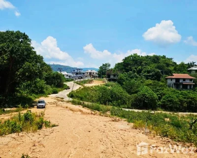 ขายที่ดินทำเลทอง 21.5 ไร่ ในภูเก็ต กะทู้ ป่าตอง Prime Land for Sale 21.5 Rai in Phuket Kathu District,Patong ที่ดินแปลงนี้ติดหมู่บ้าน ม. The Palm Kathu-Patong ,The Plant Katu - Patong (Next to the village) ราคาตัดใจ 8 ล้านMB/ 1ไร่ Rai หรือเท่ากับ 170,000,000 บาท BATH (170 MB) รวมหมด ขอไม่ต่อครับ