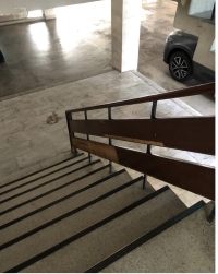 Selling land with old building prime Zone Sukhumvit