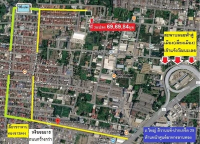 ขายที่หมู่บ้านจัดสรร ม.ลานทอง ปากเกร็ด เสมือนอยู่แจ้งวัฒนะ หรือเมืองทองธานี ใกล้นิดเดียว ที่ดินจัดสรรถมแล้วทำเลต้นซอย รวมแปลงเป็น 165.2 ตารางวา Sqw 6.40 ล้านบาท ที่ดินหมู่บ้านลานทอง ปากเกร็ดกลางซอยระหว่างซอย ถ.เมน 18
