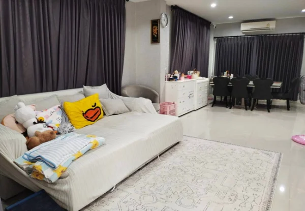 ขายบ้านเดี่ยว เดอะเบสท์ หทัยราษฎร์-ไทยรามัญ เนื้อที่ 51.1 ตร.ว. 2 ชั้น 4 นอน 3 น้ำ