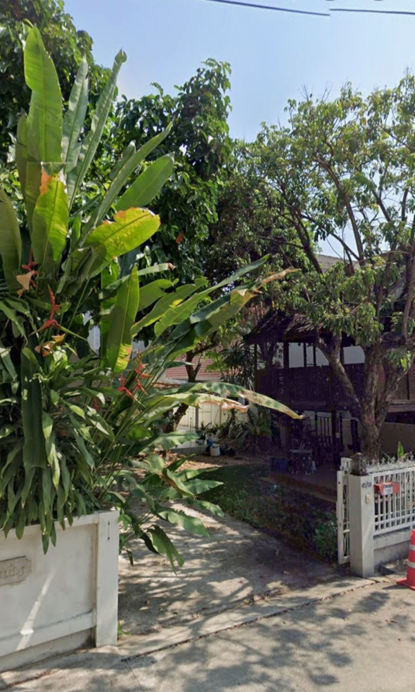 ขายบ้านทำเลทอง หลังมหาวิทยาลัยเชียงใหม่ มช.) ต.สุเทพ 70 ตร.ว. ราคา 10 ล้านบาท