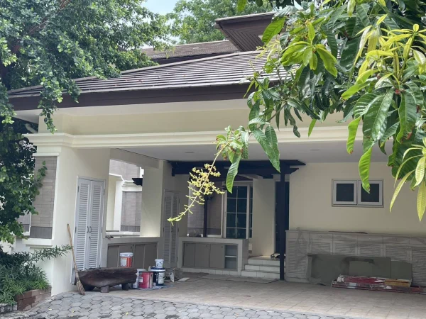 ขายให้เช่าบ้านเดี่ยว 8/8 ขายและให้เช่าหมู่บ้านลดาวัลย์ รามอินทรา เป็นหลังไข่แดง อยู่ตรงกลาง สวยที่สุดในโครงการลดาวัลย์