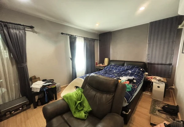 ขายบ้านเดี่ยว หมู่บ้านพฤกษาวิลเลจ 39 ดีไลท์ ลำลูกกา คลอง 3 เนื้อที่ 59 ตร.ว. 2 ชั้น 4 นอน 2 น้ำ