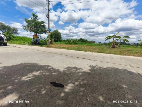 ขายที่ดิน 865 ตรว ติดถนนคอนกรีต ถมแล้ว ซ.บรมราชชนนี 76 ตลิ่งชัน กทม.