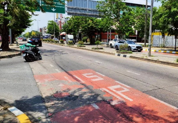 ขายที่ดิน 920 ตร.ว. ติดถนนนนทบุรี 1(ถนนสนามบินน้ำ) ตำบลท่าทราย อำเภอเมือง นนทบุรี