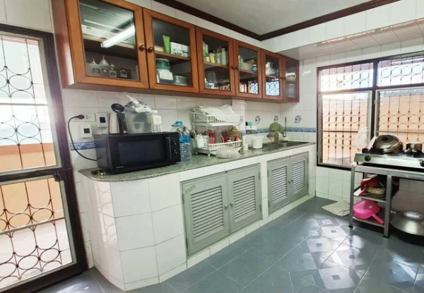 ขายทาวน์เฮ้าส์ หมู่บ้านโอษธิศ 1 โชคชัย 4 ลาดพร้าว กรุงเทพ เนื้อที่ 25 ตร.ว. 2 ชั้น 2 นอน 2 น้ำ ภาพที่ 6