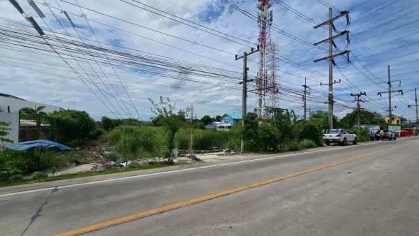 ขายด่วนที่ดิน 5-3-13 ไร่ ติดถนนคอนกรีตสาธารณะ ติดถนน4016 นาดี เมืองสมุทรสาคร