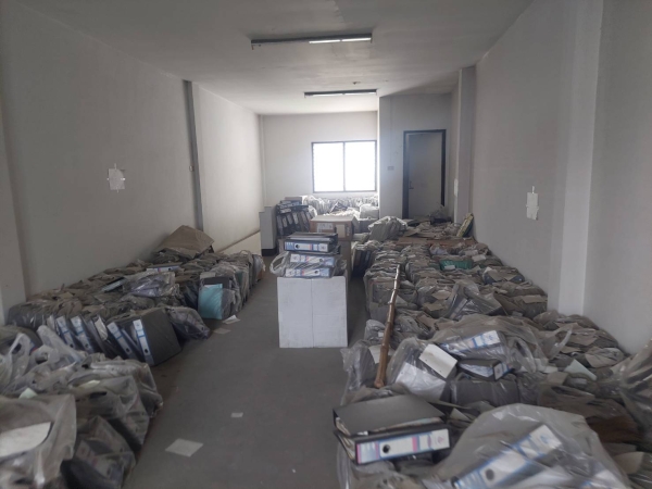 ขายอาคาร 17 ตรว 13 ล้าน ในคูเมือง ใกล้วัดเจดีย์หลวง สนใจติดต่อ โทร 0903179683