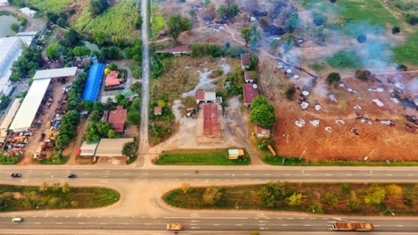 ขายที่ดิน ติดถนน 304 นครราชสีมา-กบินทร์บุรี ฝั่งเข้าตัวเมืองนครราชสีมา เจ้าของขายเอง