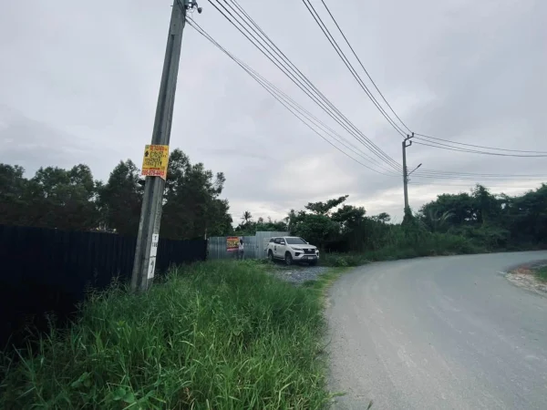ขายถูกที่ดินใกล้วงแหวนกาญจนาฯ 6 ไร่ 81 ตรว ติดถนนลาดยางสาธารณะ ซ.โปร่งอารมณ์ บางขุนเทียน กทม.