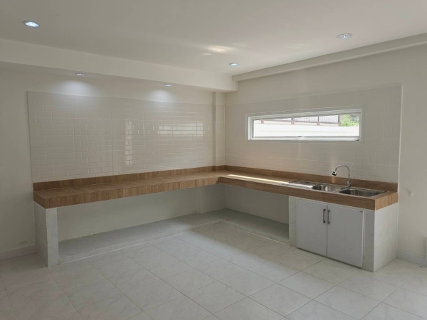 บ้านพหลโยธิน ทำเลดี สไตล์มินิมอล