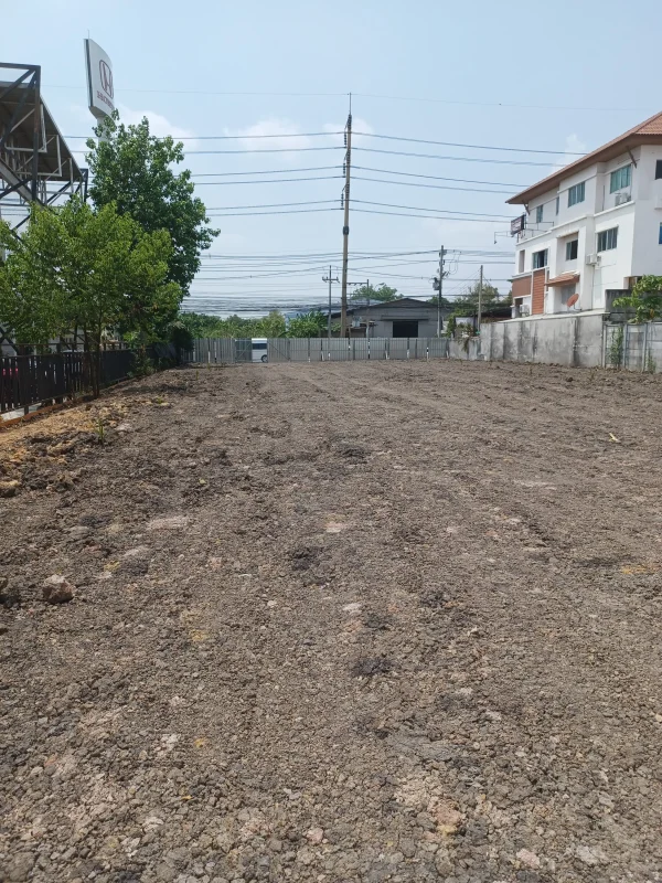 ขายที่ดินเปล่า 3ไร่ 90ตรว. ติดถ.ติวานนท์ ติดโชว์รูมฮอนด้าบ้านใหม่ ปทุมธานี
