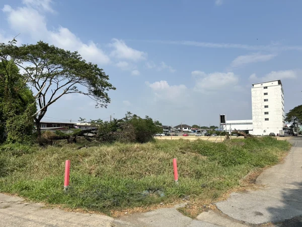 ที่ดินเปล่า 332 ตร.ว. ประเวศ อ่อนนุช55/1 ใกล้รถไฟฟ้าสายสีเหลือง