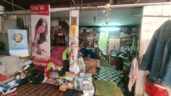 ขายบ้านไม้ในคูเมืองเชียงใหม่ 18 ตรว3.3ล้านน