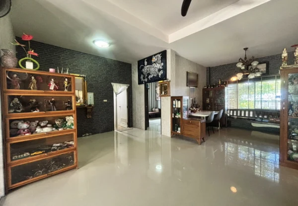 ขายบ้านเดี่ยว หมู่บ้านพาเพลิน บางขุนเทียน-ชายทะเล เนื้อที่ 54 ตร.ว. 1 ชั้น 3 นอน 2 น้ำ