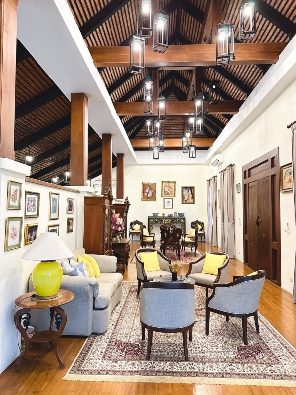 ขายบ้านริมแม่น้ำปิง เชียงใหม่ ทรงล้านนาประยุกต์ พื้นที่ 2-2- 68 ตรว  99 ล้าน มีที่งอกอีก) อยู่ตำบลสันผีเสื้อ อำเภอเมือง เชียงใหม่