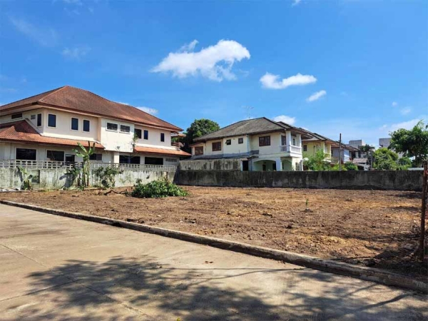 ขายที่ดินถมแล้ว ใกล้ รร.บูรณะศึกษา 150 ตารางวา  อยู่ในหมู่บ้านรัชดาวัลย์ เฮอร์ริเทจ