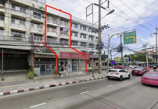 ขายอาคารพาณิชย์ ปากซอยรามอินทรา 109 ติดถนนรามอินทรา เนื้อที่ 48 ตร.ว. 2 คูหา