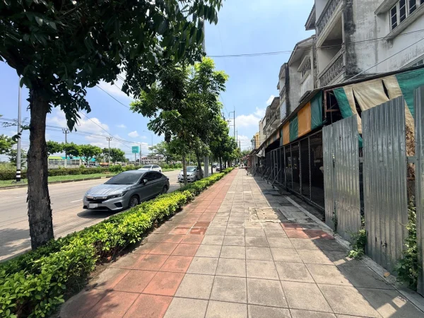 ขายด่วนที่ดิน 704 ตรว ติดถนนพุทธมณฑลสาย 2 ถนนพุทธมณฑลสาย 2 เขตบางแค กทม