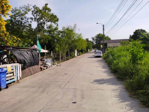 ขายที่ดิน 10 ไร่ 1 งาน ซอยศาลาธรรมสพน์ 33 เขตทวีวัฒนา กรุงเทพมหานคร