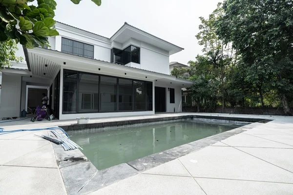 ขายบ้านเดี่ยว 211 ตร.ว. 2 ชั้น 4 ห้องนอน หมู่บ้าน ลัดดารมย์ อิลิแกรนช์ ราชพฤกษ์-รัตนาธิเบศ นนทบุรี โทร 0944836998