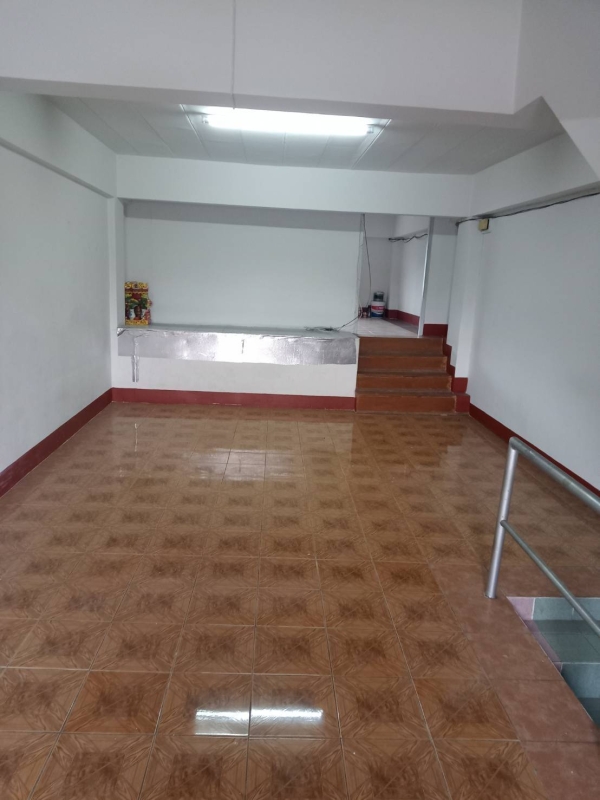 ขาบอาคารพาณิชย์ ต.แม่เหียะ อ.เมืองเชียงใหม่ 64 ตรว 2.5 ล้าน