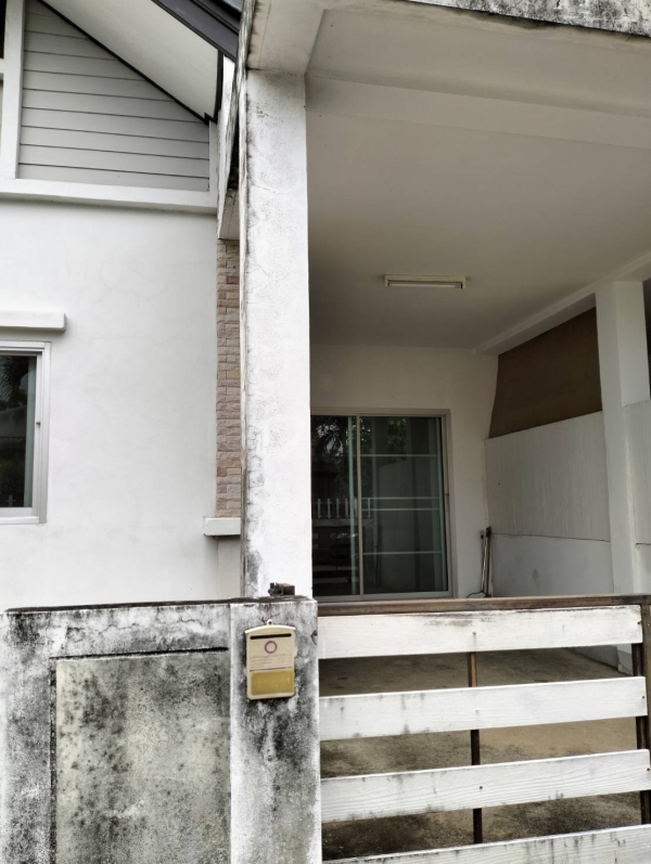 ขายด่วนถูกมาก บ้านแฝดทาวน์โฮมหมู่บ้านฟ้าใส ตัวเมืองเชียงราย