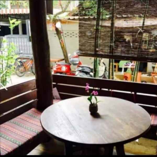 ขายอาคารในคูเมืองเชียงใหม่ 15 ตรว 6 ล้าน 