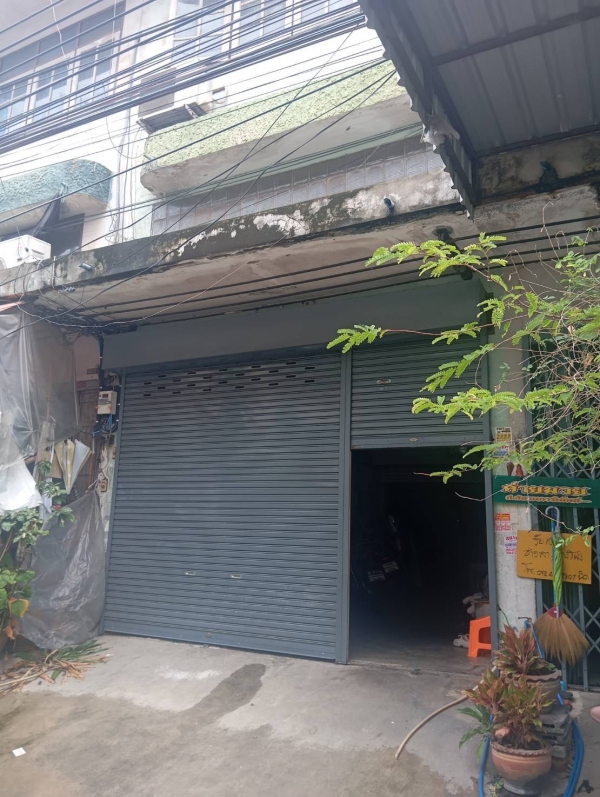 อาคารพาณิชย์ 3 ชั้นครึ่ง ทำเลทองหมู่บ้าน SK เอกชัย 76 คุ้มค่าทั้งอยู่อาศัยและลงทุน