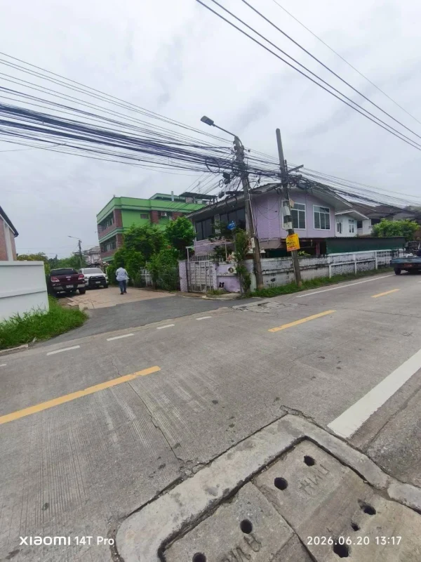ขายด่วนที่ดิน 46 ตรว ติดถนนคอนกรีต ถมแล้ว ซ.เพชรเกษม 110/15 ภาษีเจริญ กทม.