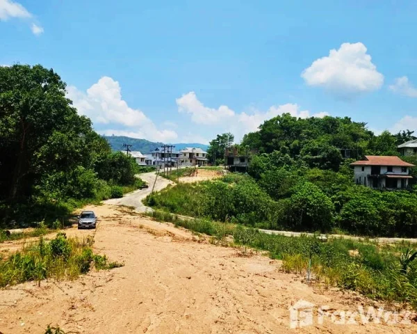 ขายที่ดินทำเลทอง 21.5 ไร่ ในภูเก็ต กะทู้ ป่าตอง Prime Land for Sale 21.5 Rai in Phuket Kathu District,Patong ที่ดินแปลงนี้ติดหมู่บ้าน ม. The Palm Kathu-Patong ,The Plant Katu - Patong (Next to the village) ราคาตัดใจ 8 ล้านMB/ 1ไร่ Rai หรือเท่ากับ 170,000,000 บาท BATH (170 MB) รวมหมด ขอไม่ต่อครับ
