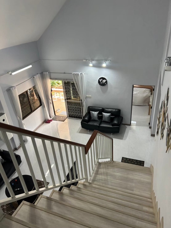 ขายบ้านแม่เหียะ 100 ตรว 4.65 ล้าน เช่า เดือนละ 25,000 บาท ใกล้ตลาดต้นพยอม 3.6 km บ้านเดียวชี้นเดียว 3นอน,  3 น้ำ, 1ครัว สนใจติดต่อ โทร 0903179683