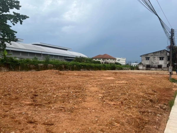 ขายที่ดินทำเลทอง เข้าออกได้ 3 ซอย ปรับถมแล้ว ใจกลางเมืองเชียงราย อยู่ใกล้คอนโด หอพัก บ้านเดี่ยว และทาวน์โฮม