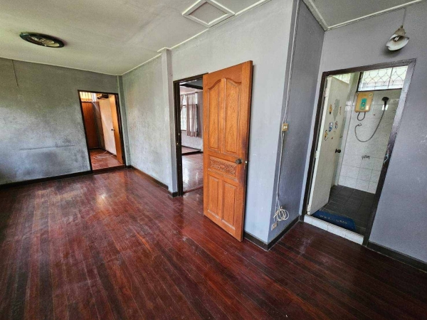 บ้านสวน พื้นที่กว้าง ใจกลางเมือง